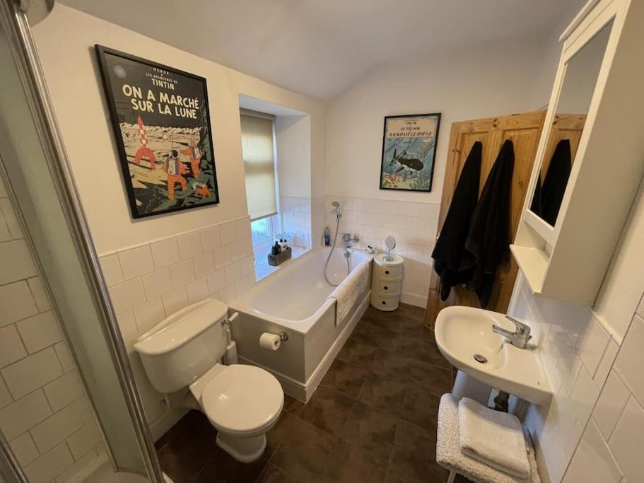 Spacious Two Bedroom Flat In Prestigious Highgate. London Exterior photo